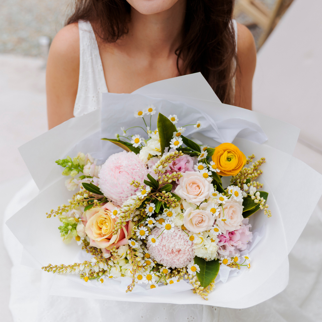 White Lotus Posy