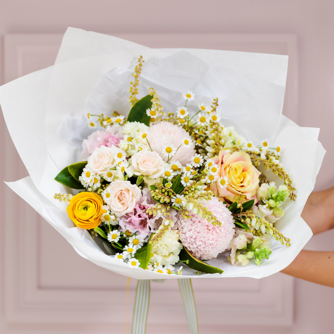White Lotus Posy